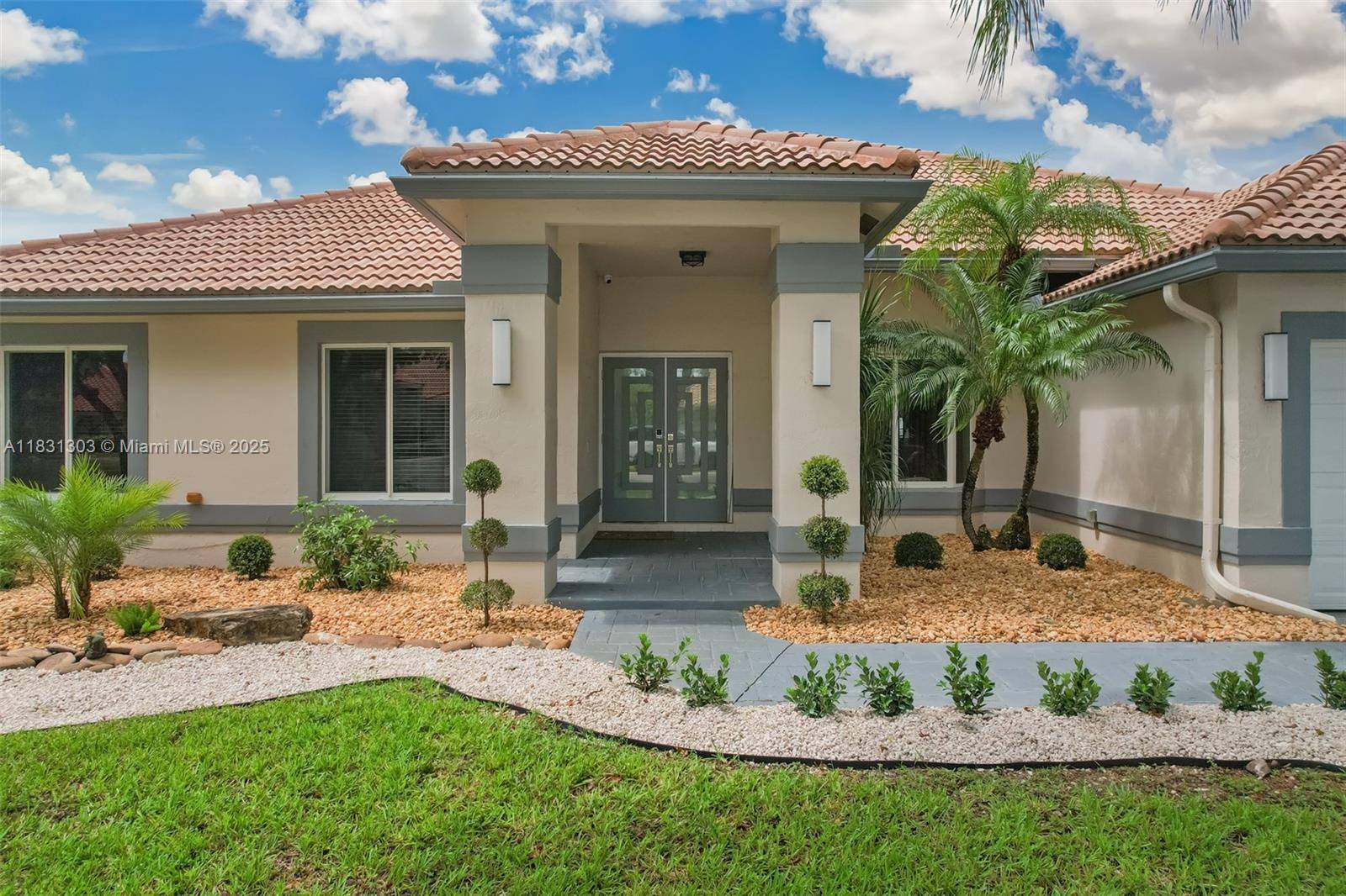 Coral Springs, FL 33076,10077 N Springs Way