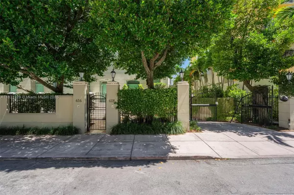 Coral Gables, FL 33134,618 Valencia Ave #101