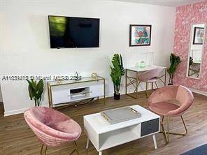 Hollywood, FL 33020,2008 Pierce St #4