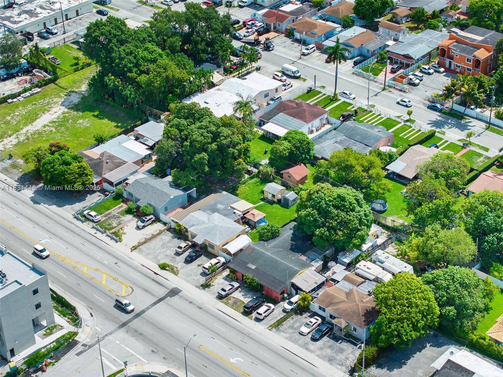 Hialeah, FL 33010,851 SE 8th Ave