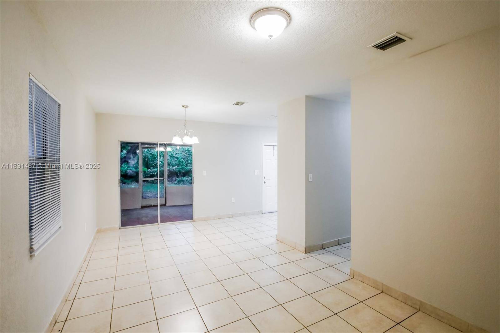 Miami Gardens, FL 33169,325 NW 190th St