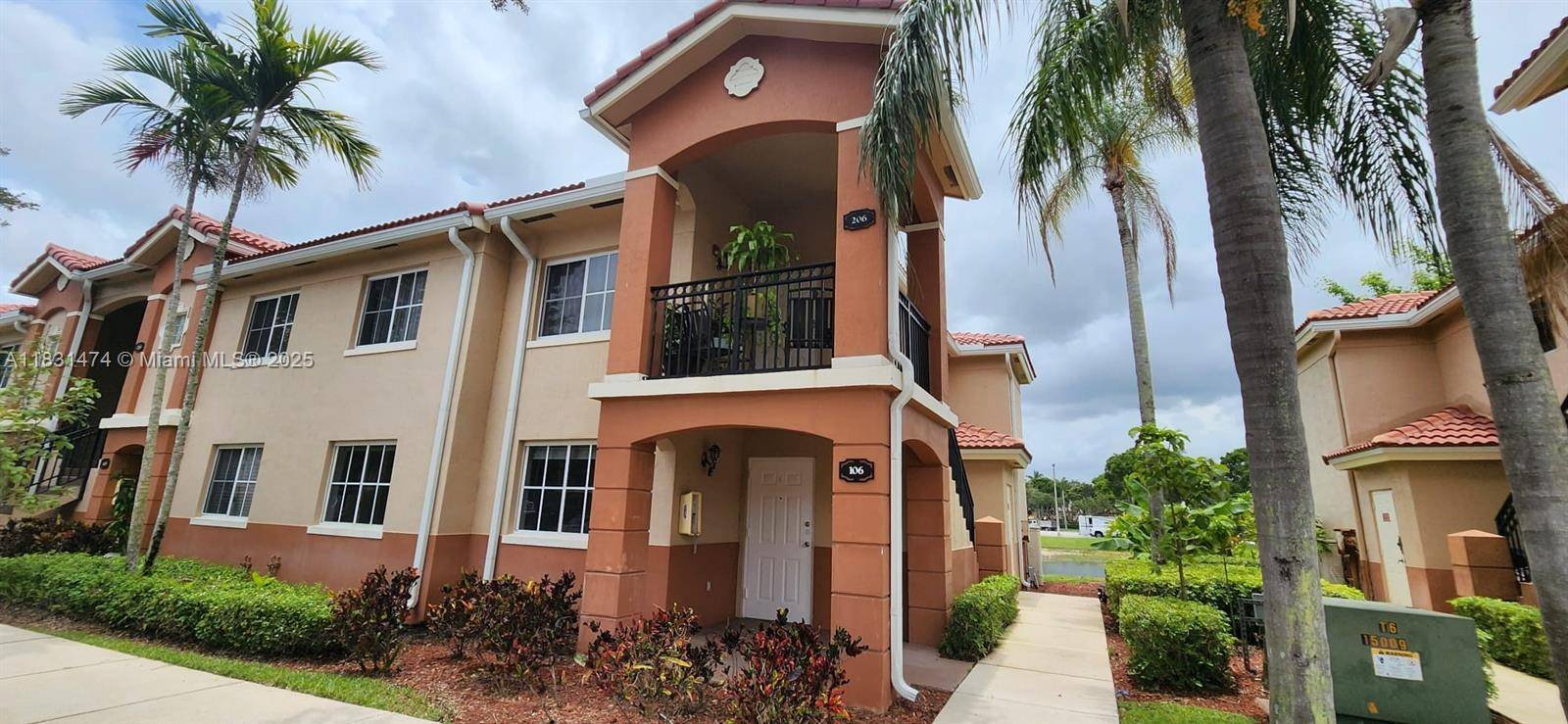 West Palm Beach, FL 33411,3478 Briar Bay Blvd #106