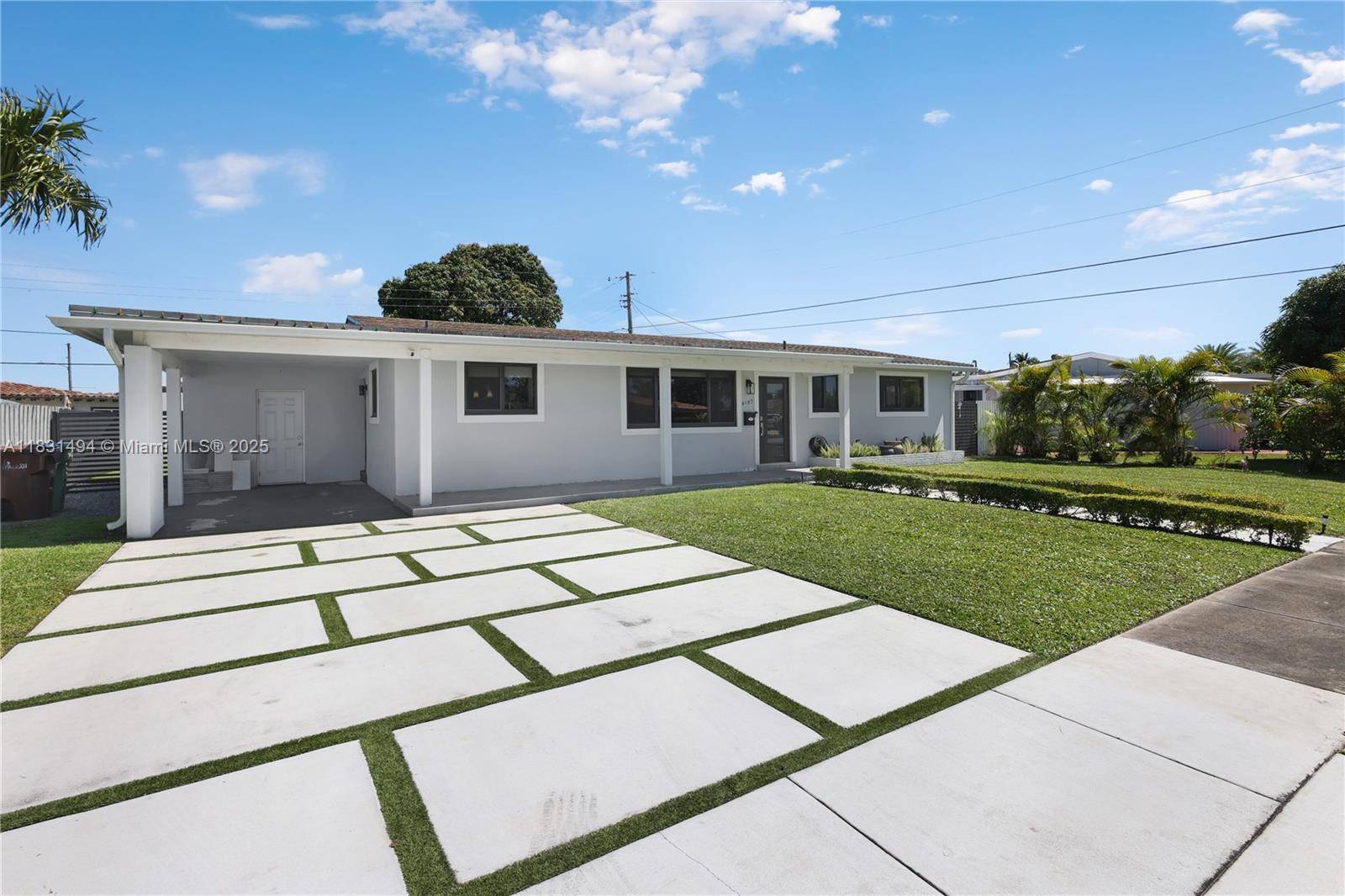 Hialeah, FL 33012,4165 W 5th Ln #4165