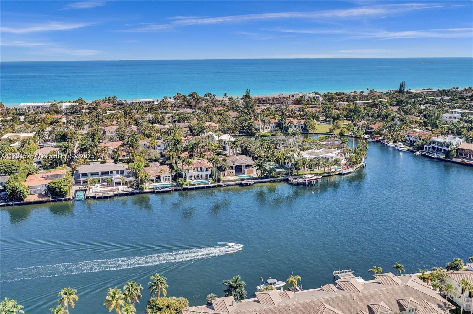 Aventura, FL 33180,21150 Point Pl #1404