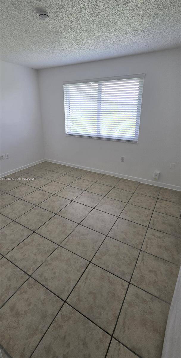 Cutler Bay, FL 33157,10900 SW 196th St #420