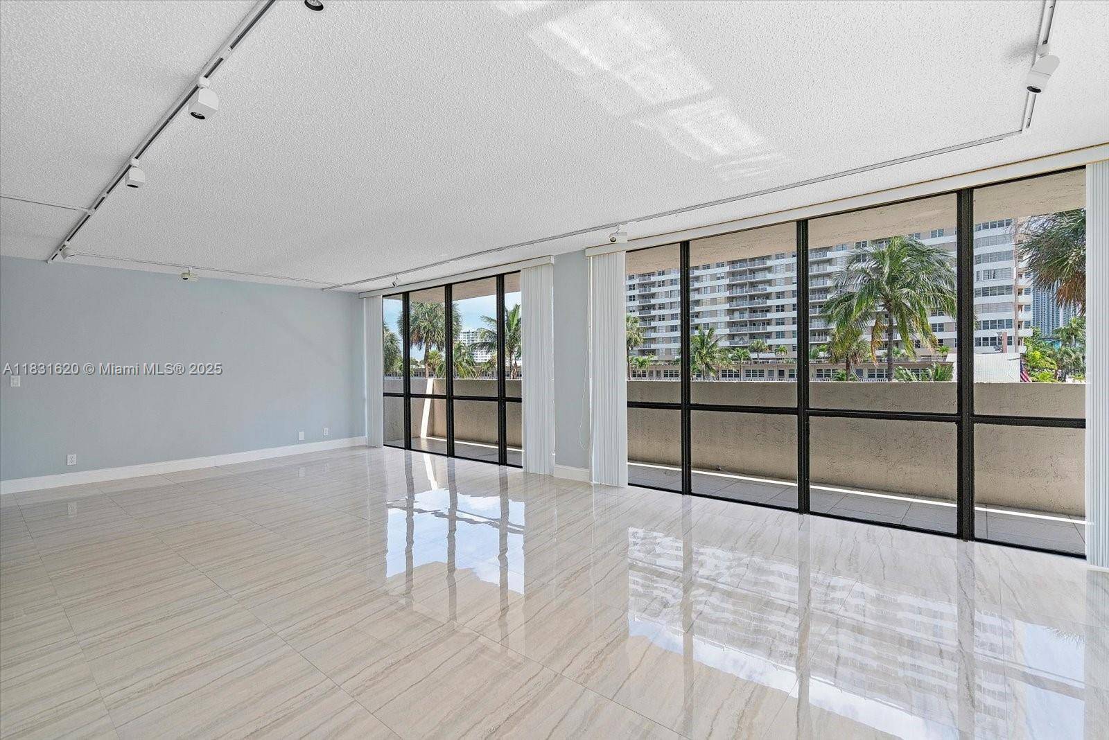 Hallandale Beach, FL 33009,2049 S Ocean Dr #210