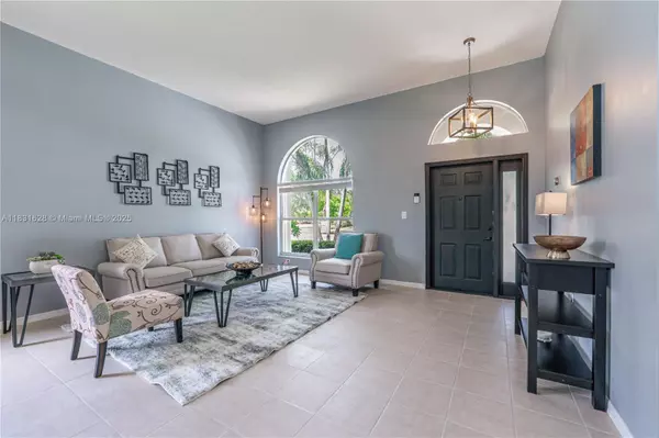 Pembroke Pines, FL 33028,1122 NW 143rd Ave