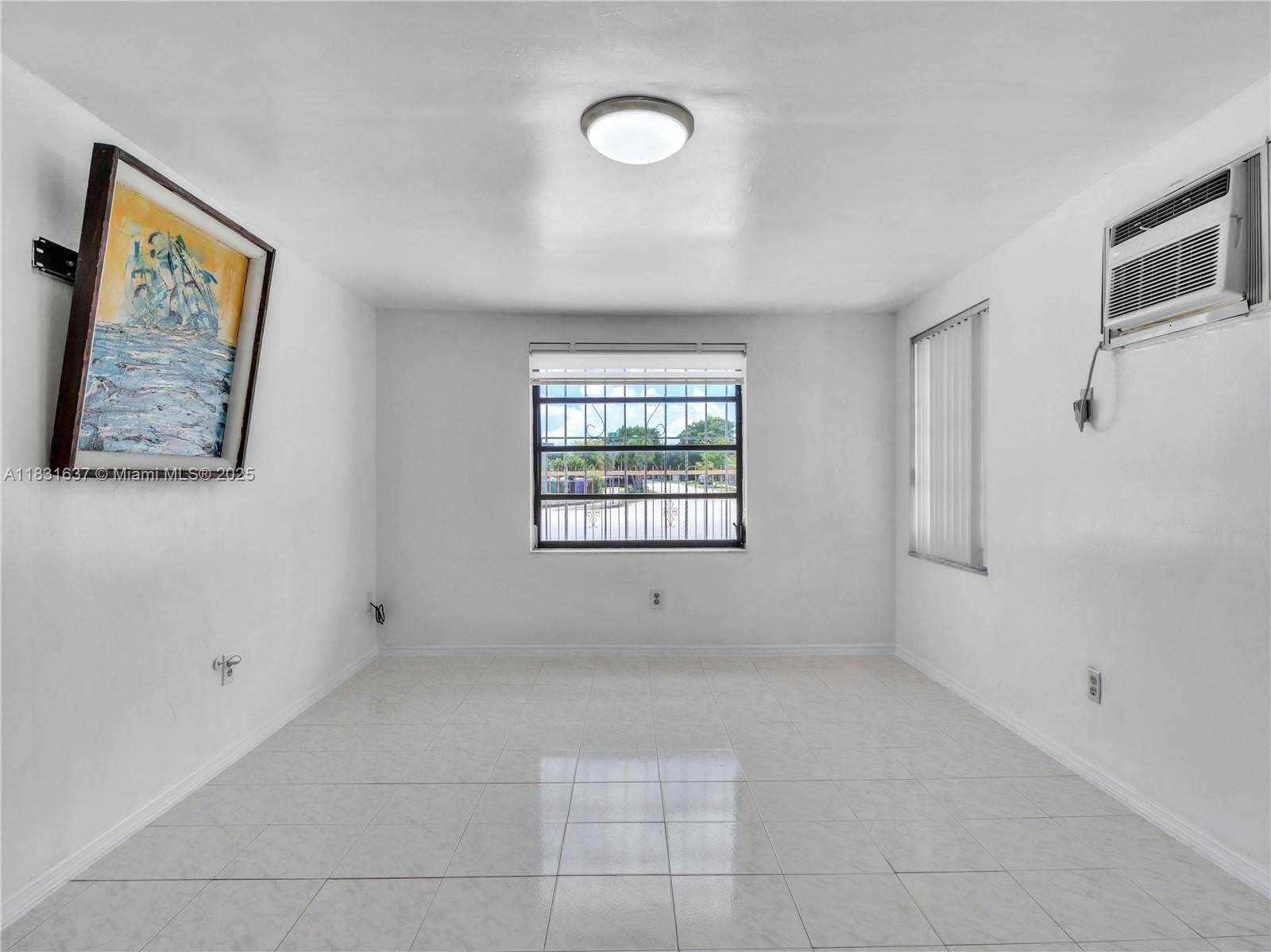 Miami, FL 33144,555 SW 67th Ave