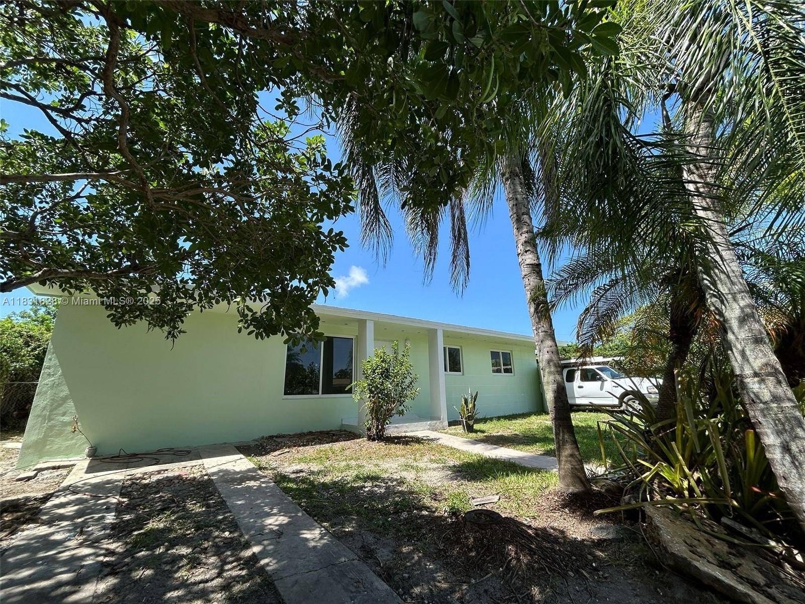 Miami, FL 33177,11865 SW 186th St