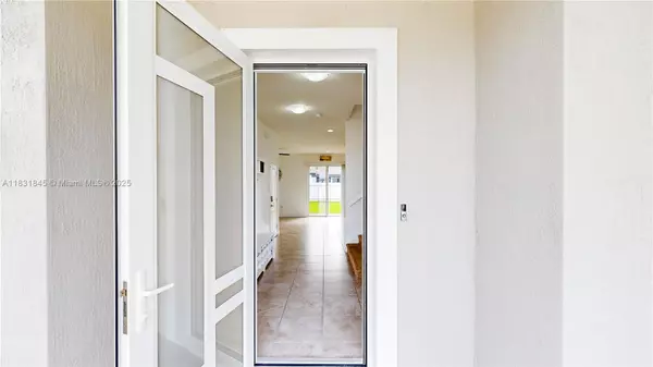 Homestead, FL 33032,13374 SW 274th St