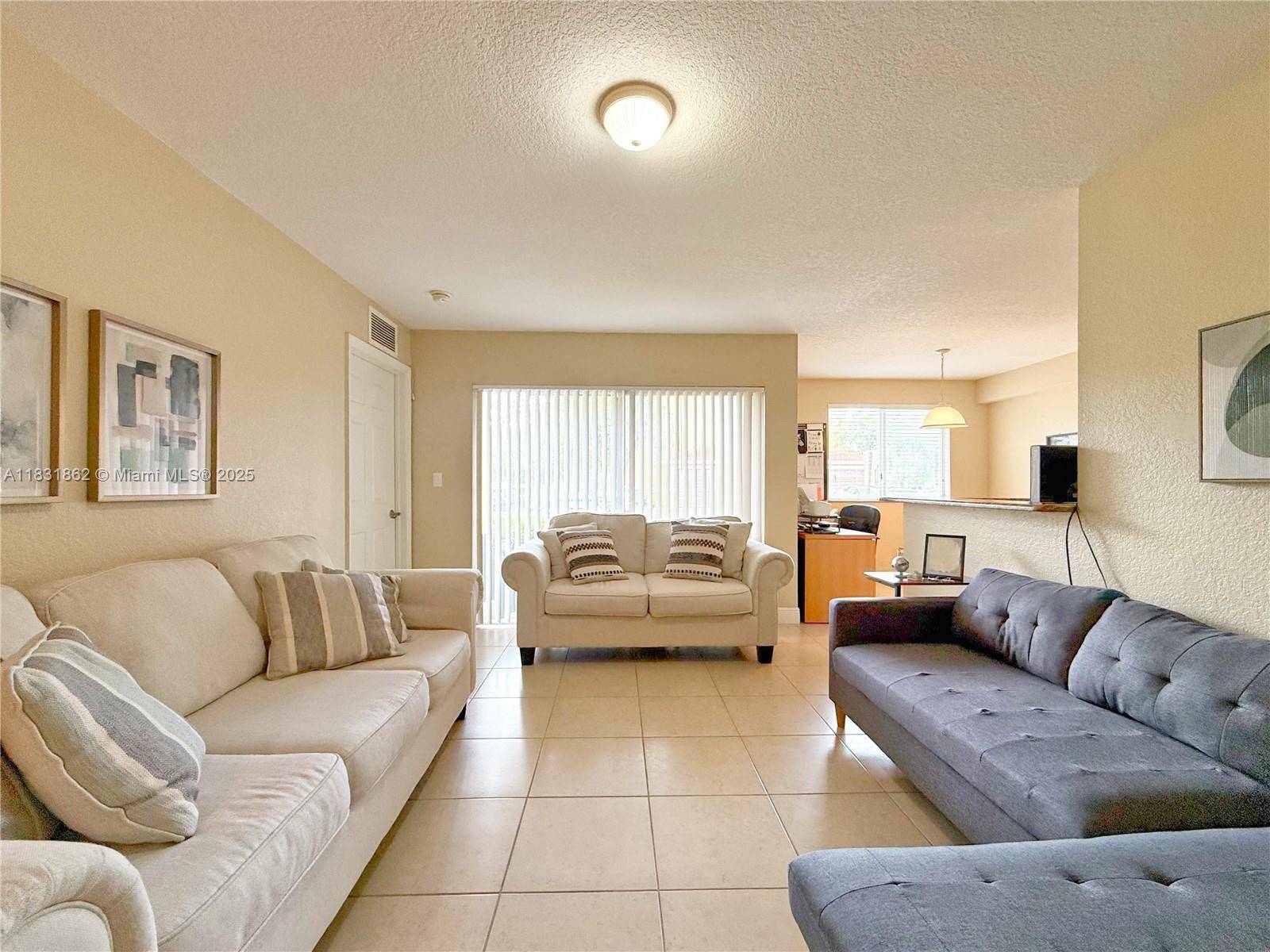 Cutler Bay, FL 33189,21150 SW 87th Ave #105