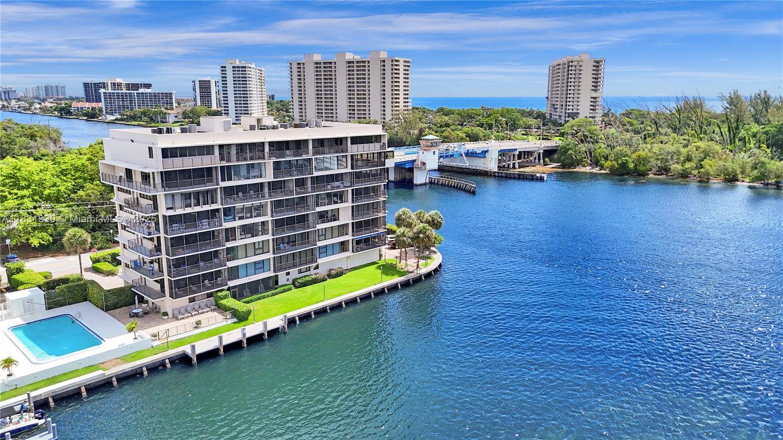 Boca Raton, FL 33431,900 NE Spanish River Boulevard #5C & 5E