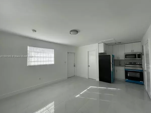 Miami, FL 33176,14425 Booker T Washington Blvd #11425