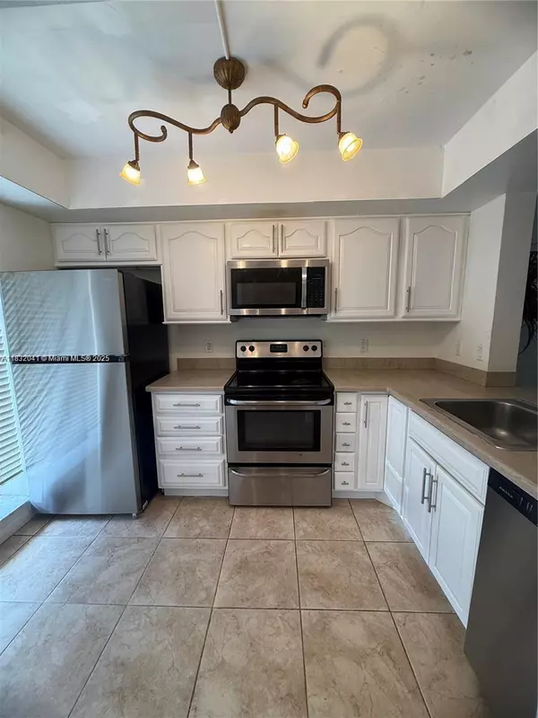 2371 SW 15th #101, Deerfield Beach, FL 33442