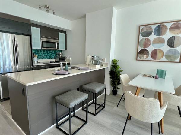 55 SE 6th St #2608, Miami, FL 33131