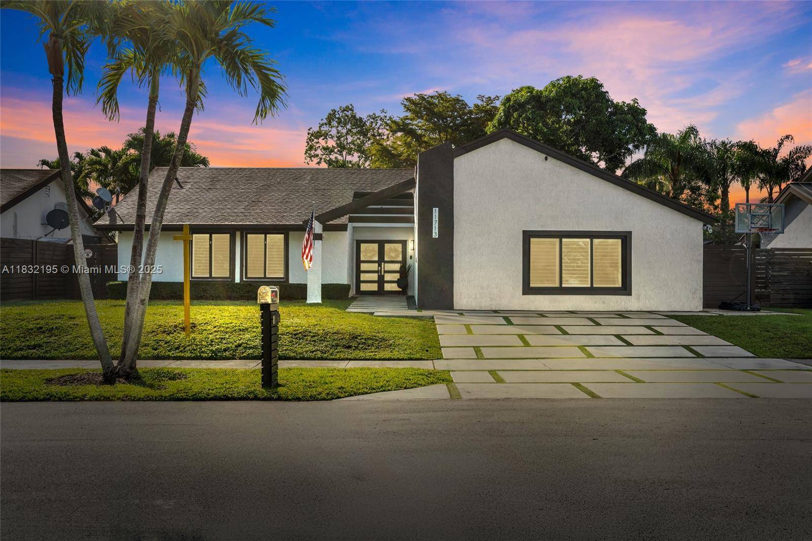 Miami, FL 33186,11713 SW 129th Place