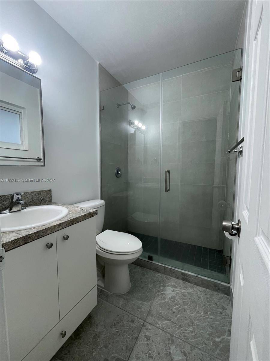 Miami, FL 33135,1100 SW 36th Ct #21