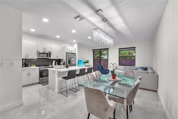 15850 NW 91st Ct #15850, Miami Lakes, FL 33018