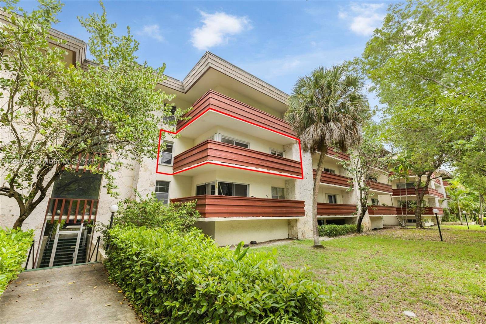 Coral Gables, FL 33146,1205 Mariposa Ave #308