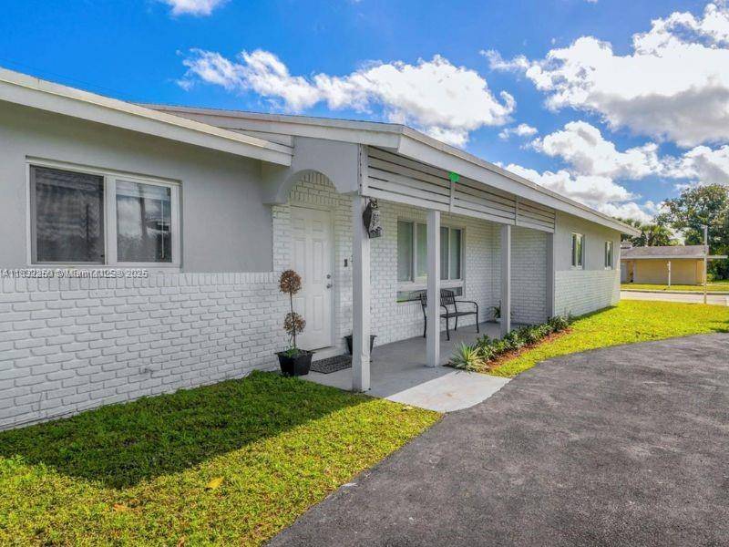Wilton Manors, FL 33311,2900 NW 9th Ave