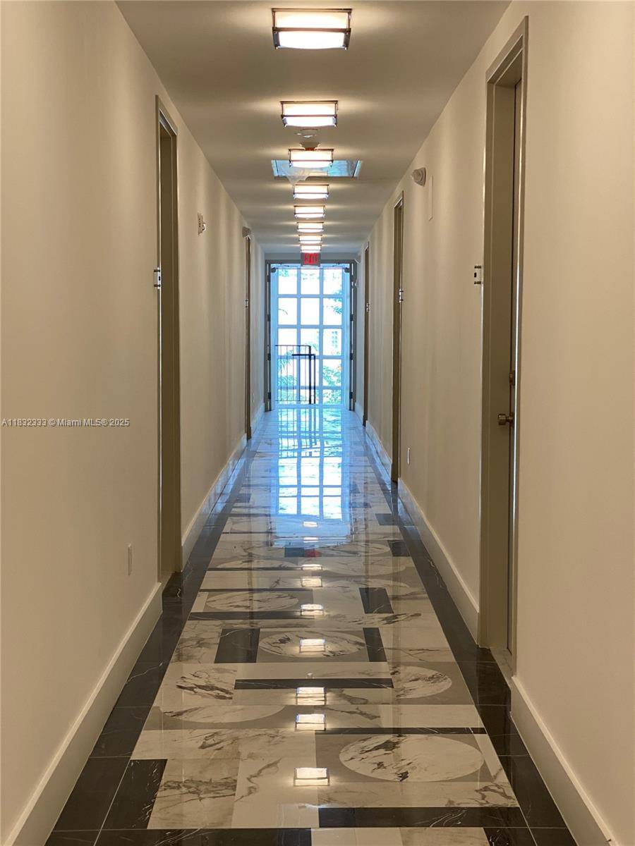 Miami Beach, FL 33139,1201 Pennsylvania Ave #102