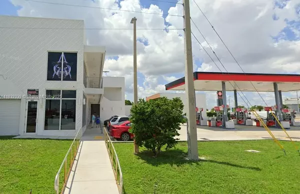 2721 NW 42nd Ave #202, Miami, FL 33142