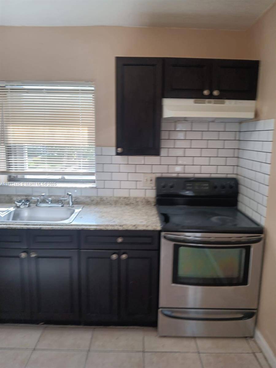 Coral Springs, FL 33065,4101 Riverside Dr #3