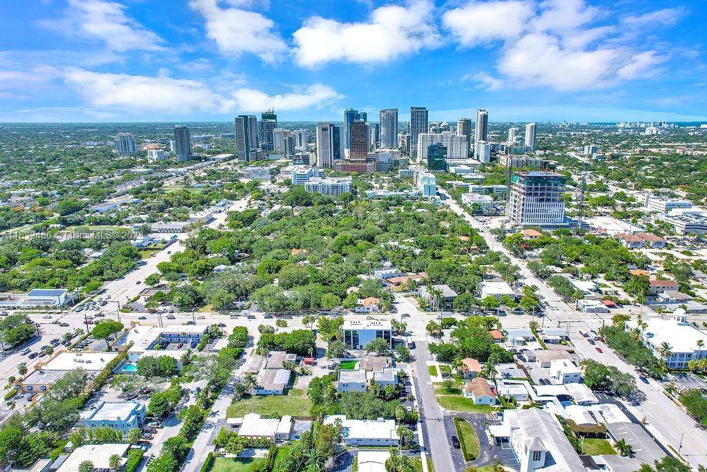 Fort Lauderdale, FL 33316,150 SE 12th St #201-2