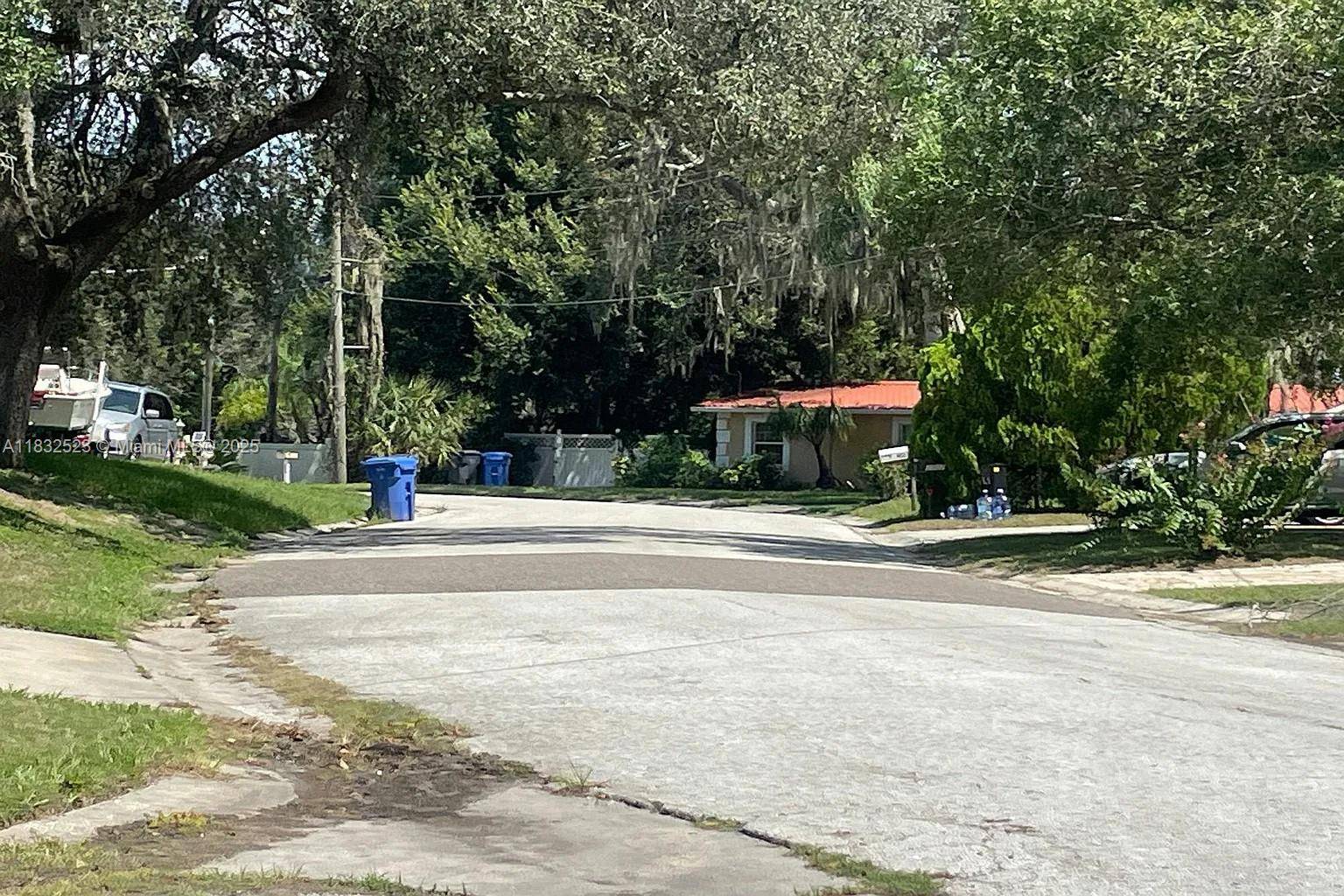 Tampa, FL 33618,2512 N Habana Pl