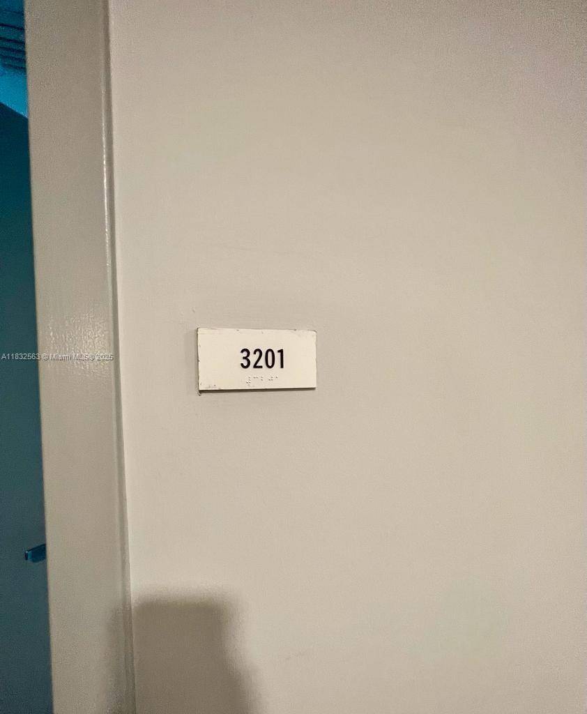 Miami, FL 33131,300 S Biscayne Blvd #T-3201
