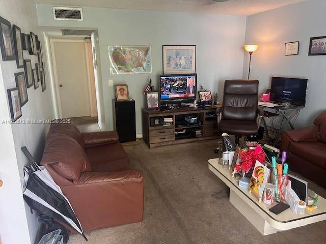 West Palm Beach, FL 33417,367 Sheffield O #O