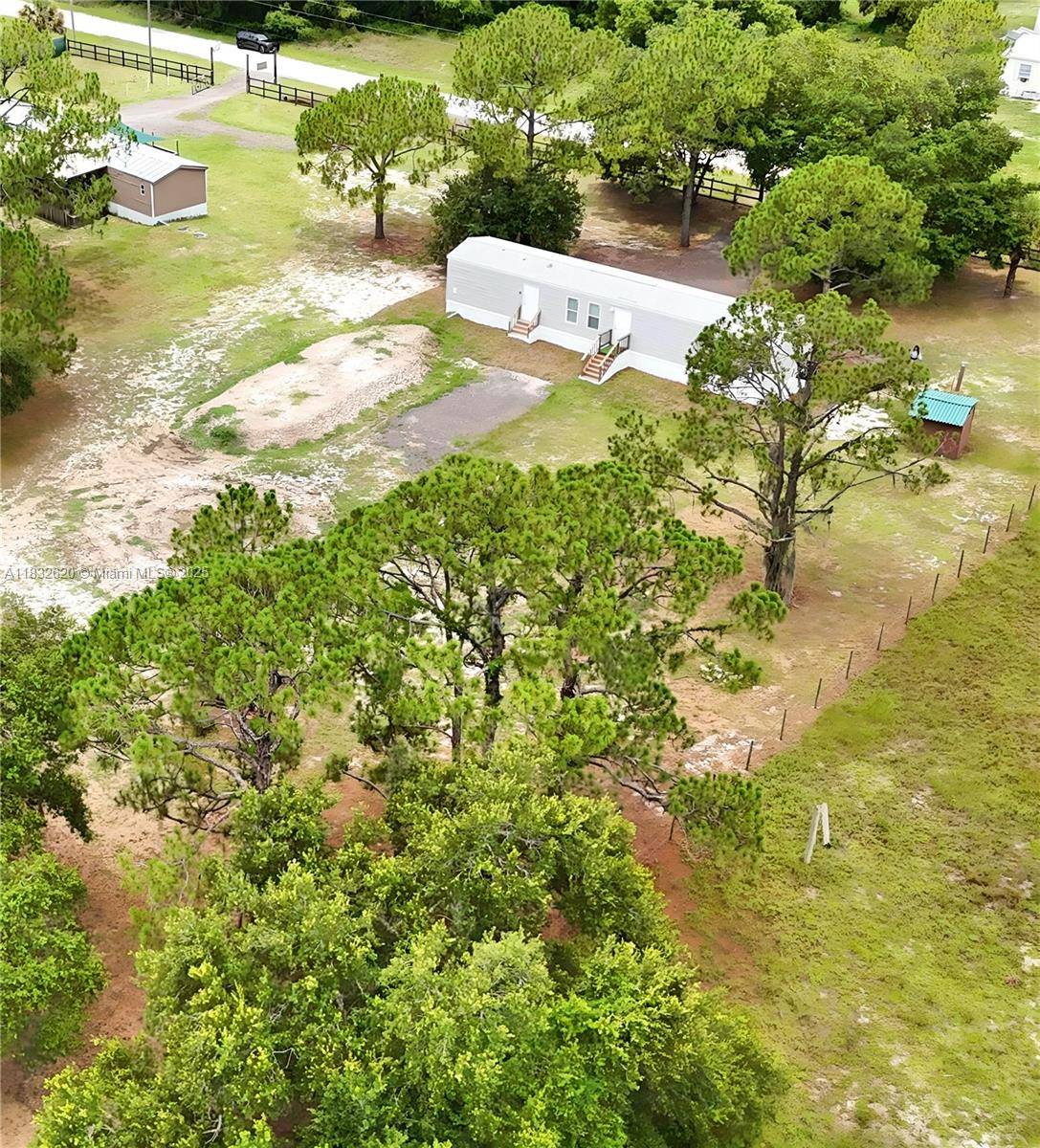 Clewiston, FL 33440,225 S Isora st