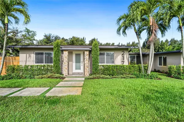Plantation, FL 33317,217 E Acre Dr