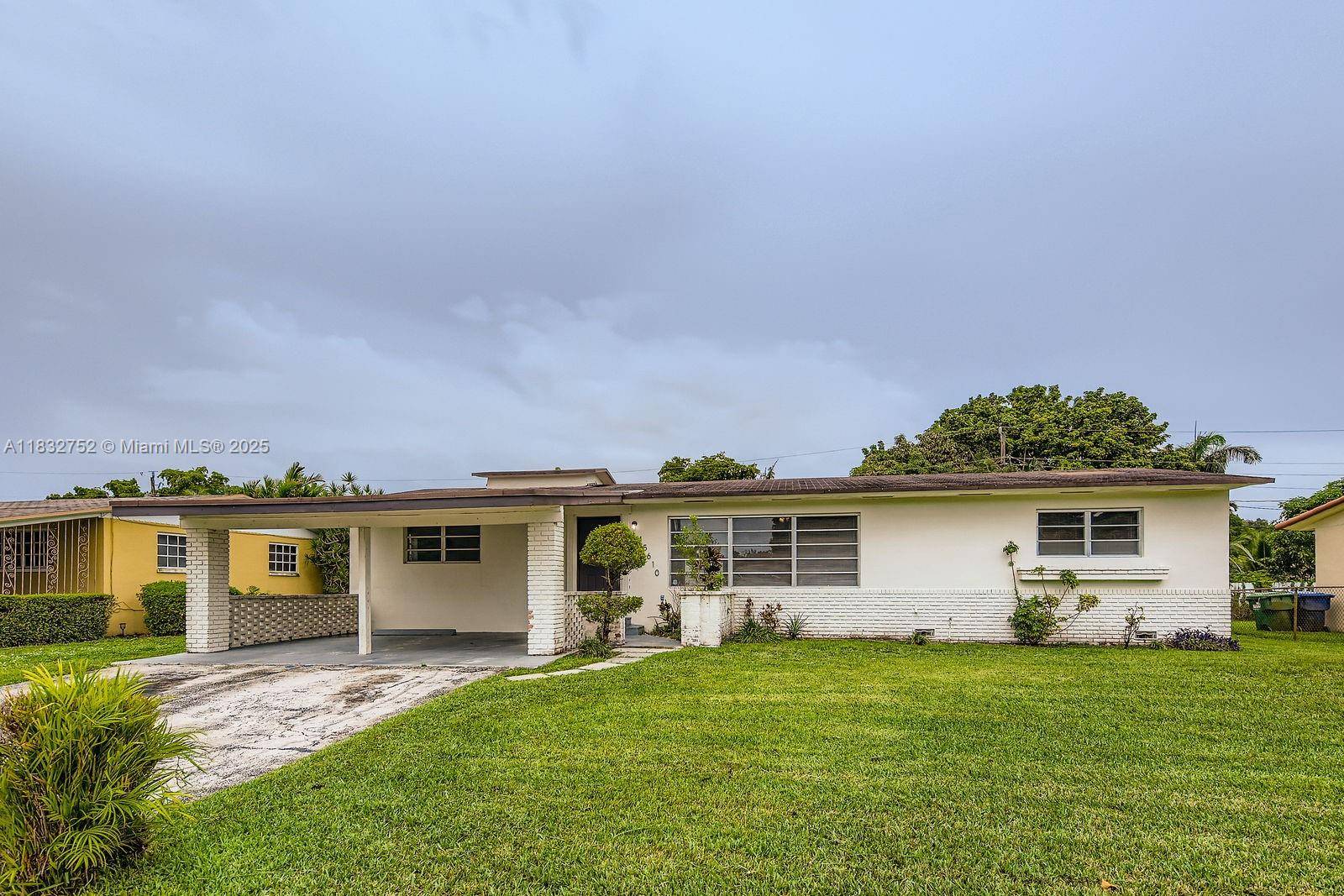 15610 NW 2nd Ct, Miami, FL 33169