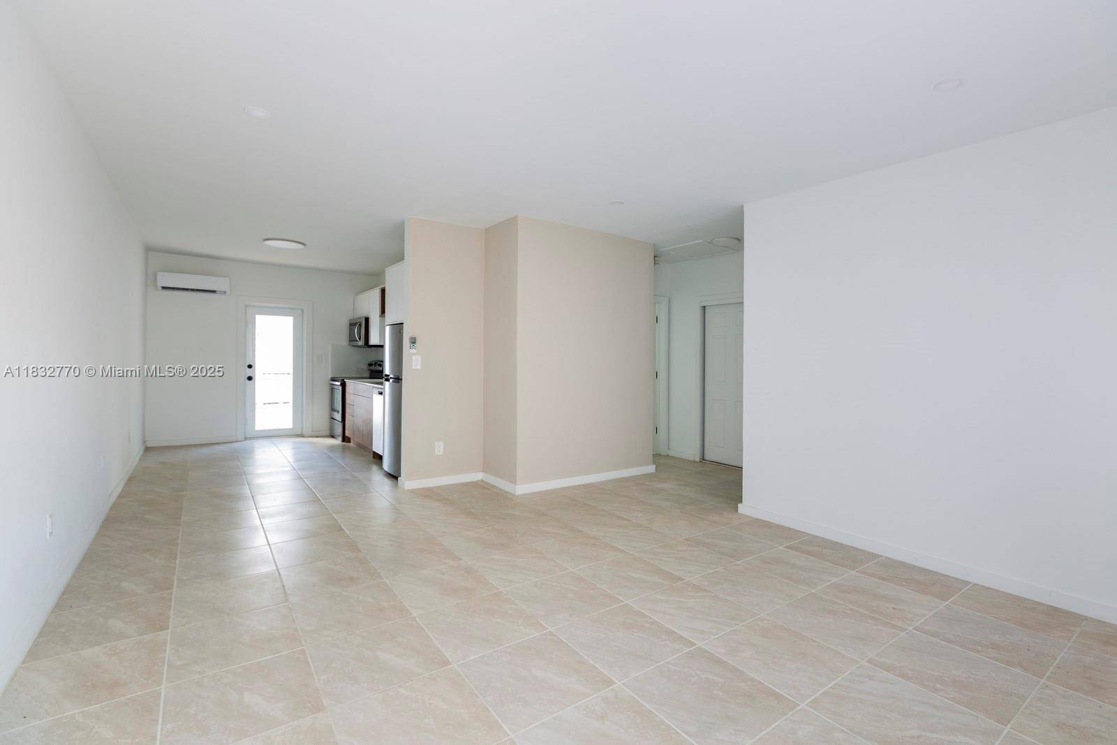 Miami, FL 33138,7800 NE 10th Ct #2