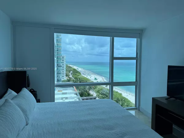 Miami Beach, FL 33141,6801 Collins Ave #1102
