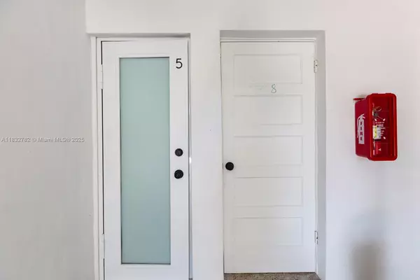 Miami, FL 33138,7800 NE 10th Ct #5