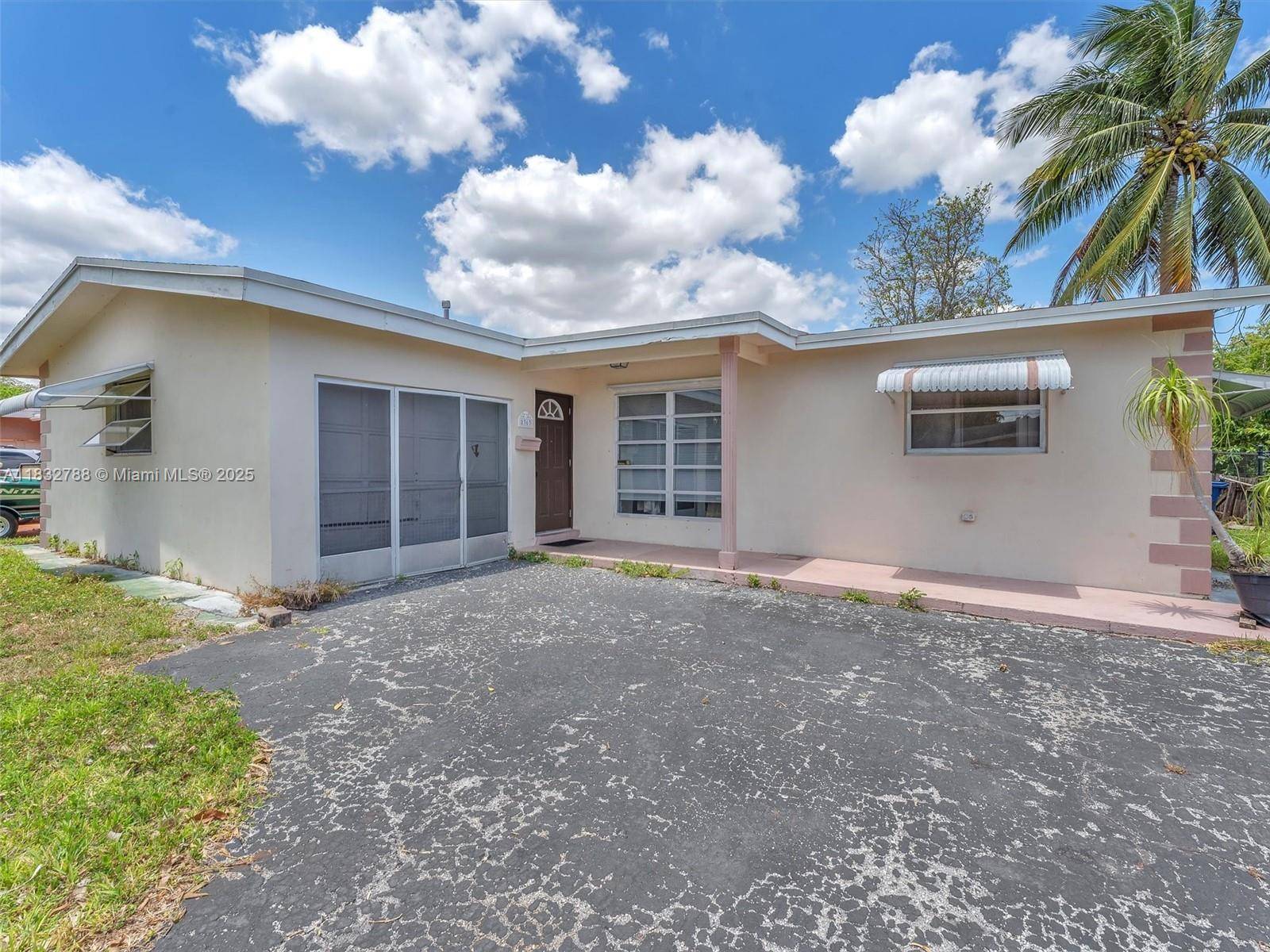 Sunrise, FL 33322,8363 NW 26th Pl