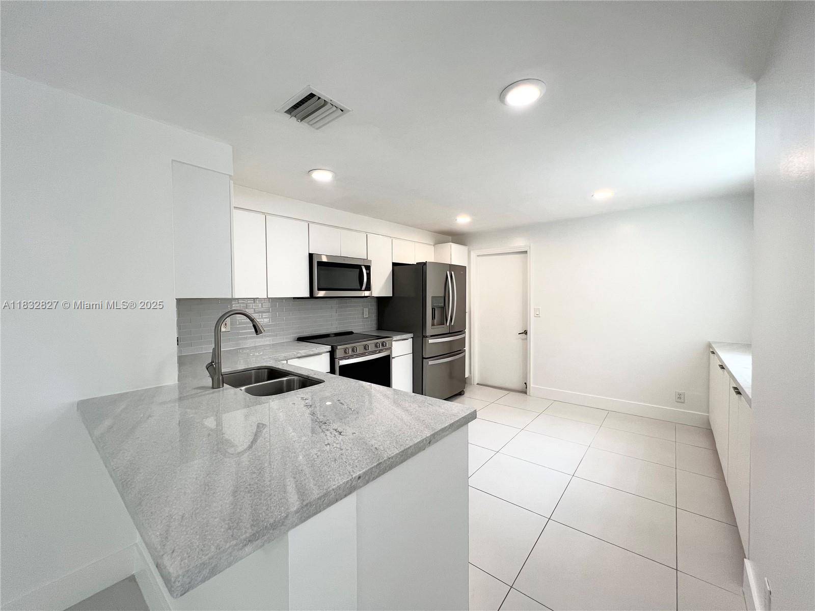 Weston, FL 33327,Address not disclosed