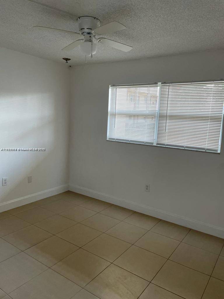 Sunrise, FL 33322,8325 Sunrise Lakes Blvd #104