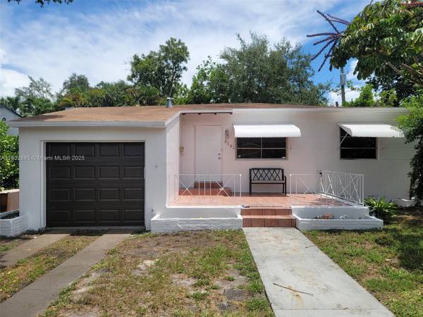 319 S 24th Ave, Hollywood, FL 33020