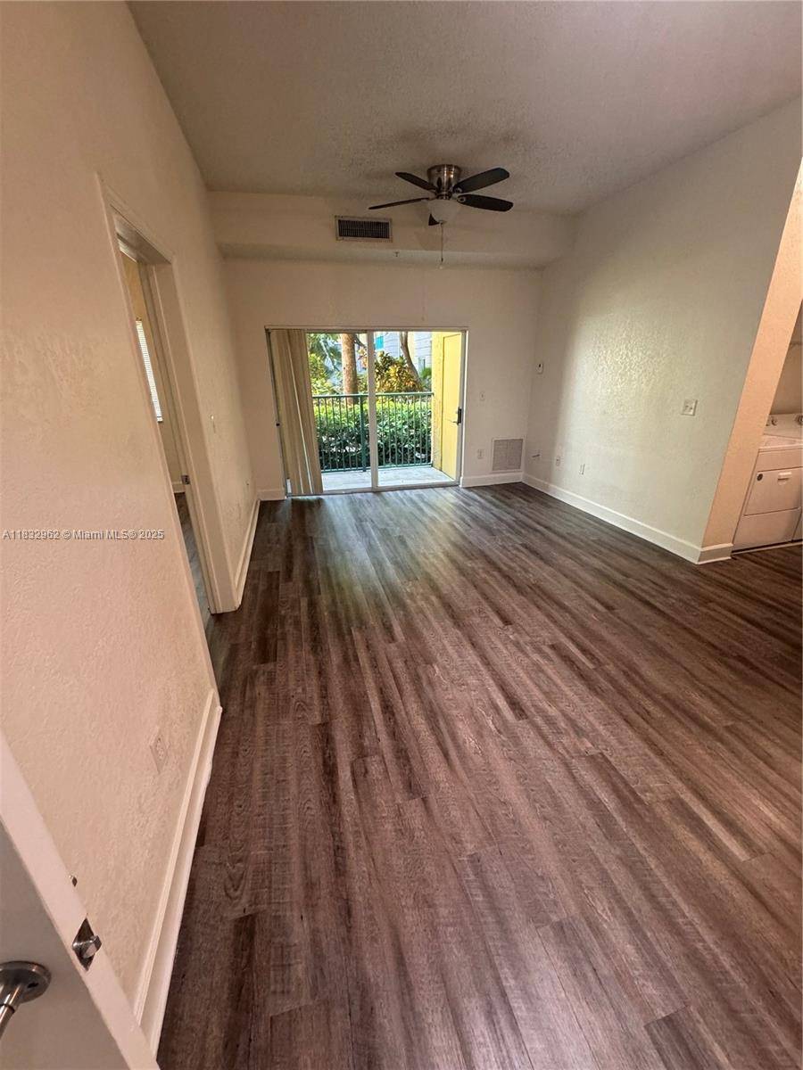 South Miami, FL 33143,6001 SW 70th St #150