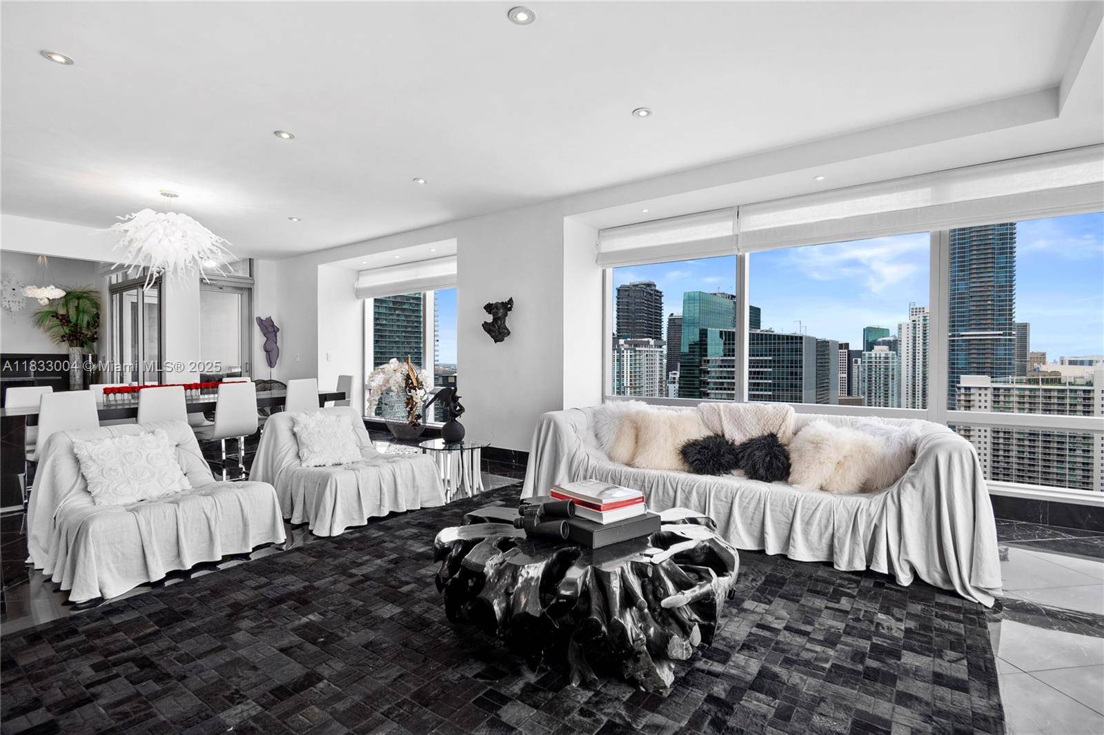 Miami, FL 33131,1425 Brickell Ave #42E