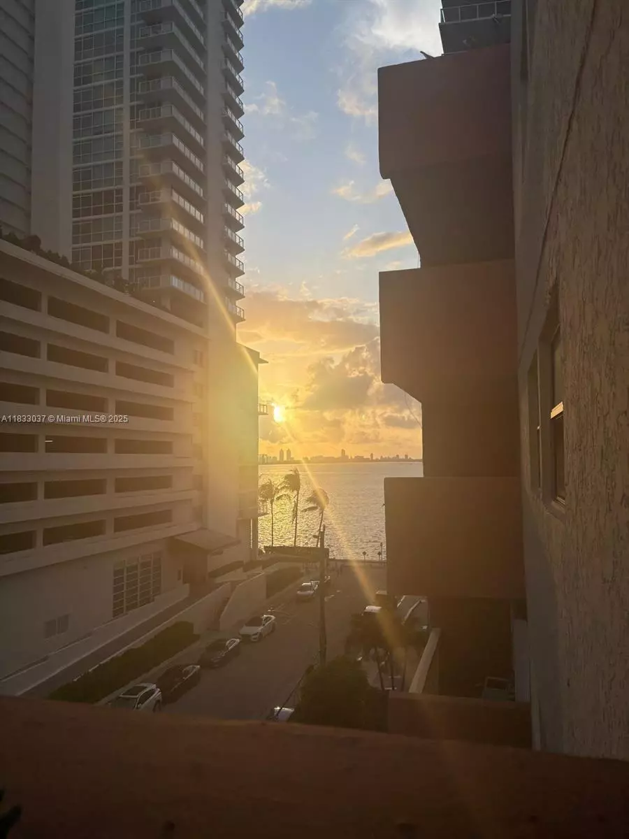 Miami, FL 33137,600 NE 25th St #62