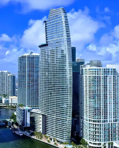300 Biscayne Blvd Way #4603, Miami, FL 33131