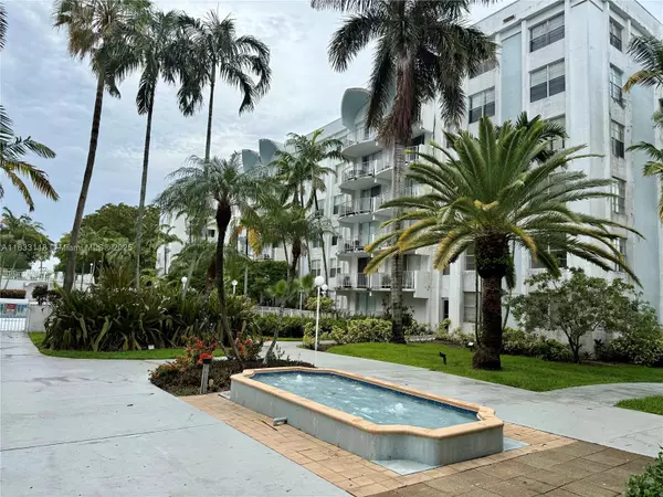 492 NW 165th St Rd #C-609, Miami, FL 33169