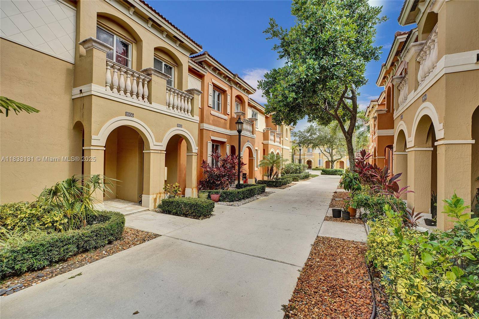 Miramar, FL 33025,8956 SW 18th St #1106