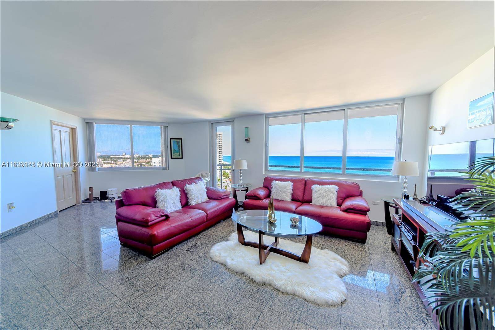Miami Beach, FL 33141,7135 Collins Ave #1836