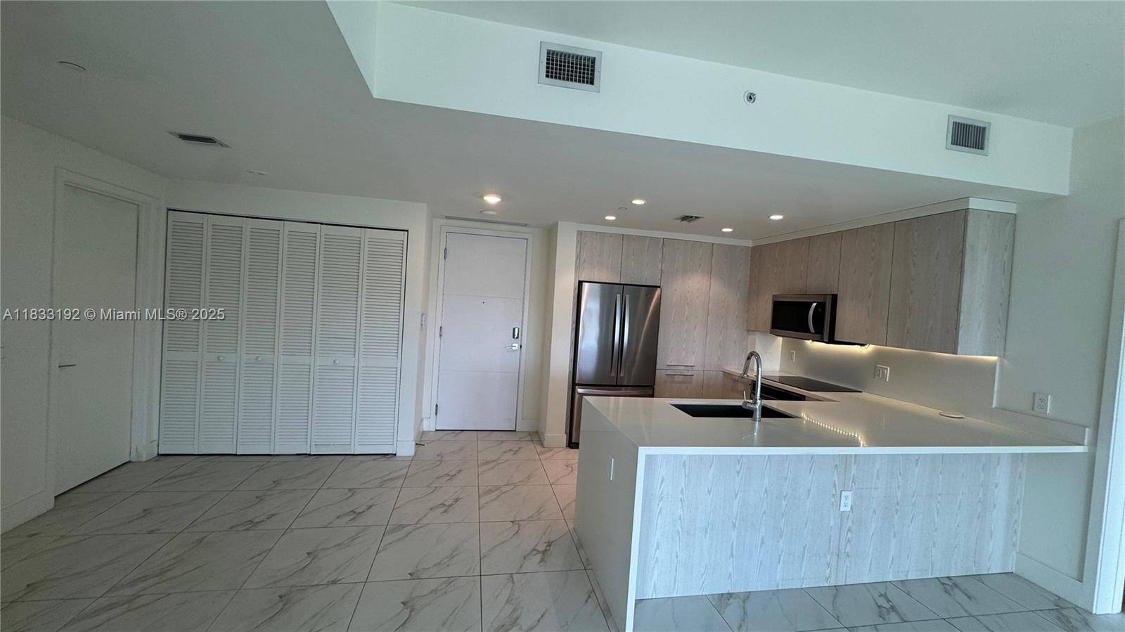 Sunrise, FL 33323,2000 Metropica Way #406