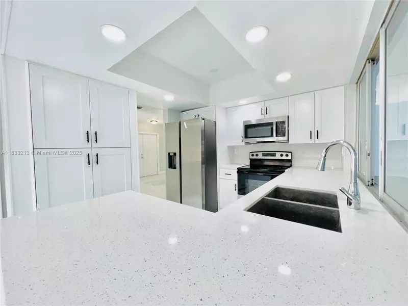 4971 SW 7th Ct, Margate, FL 33068